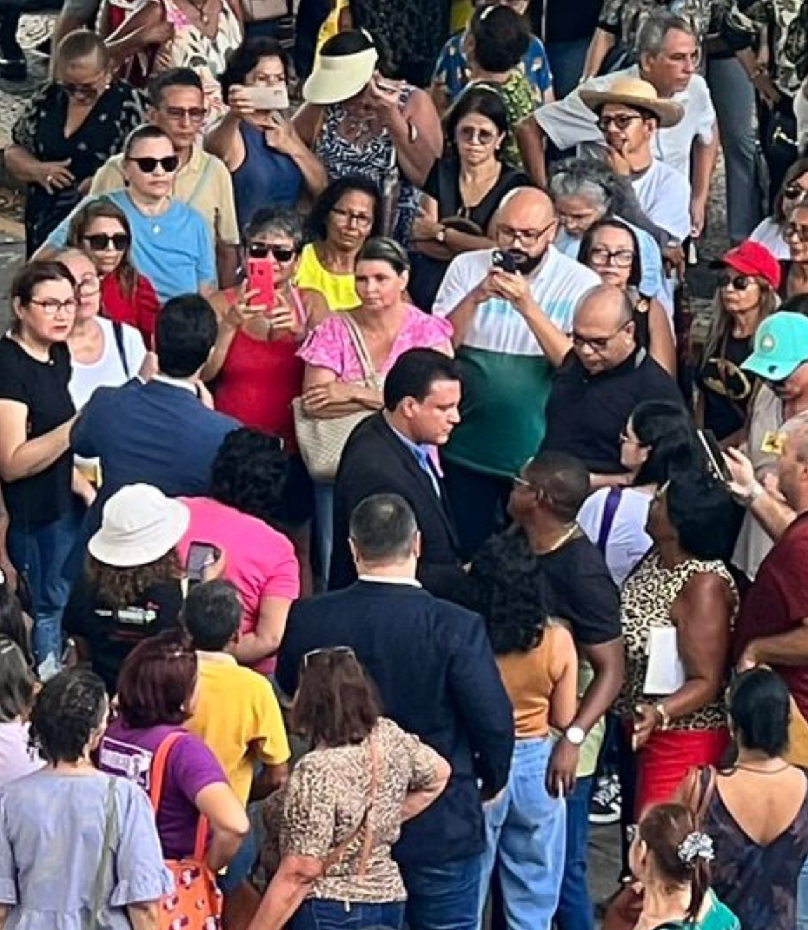 Imagem do Dia: Felipe Camarão se une aos Professores na Luta!