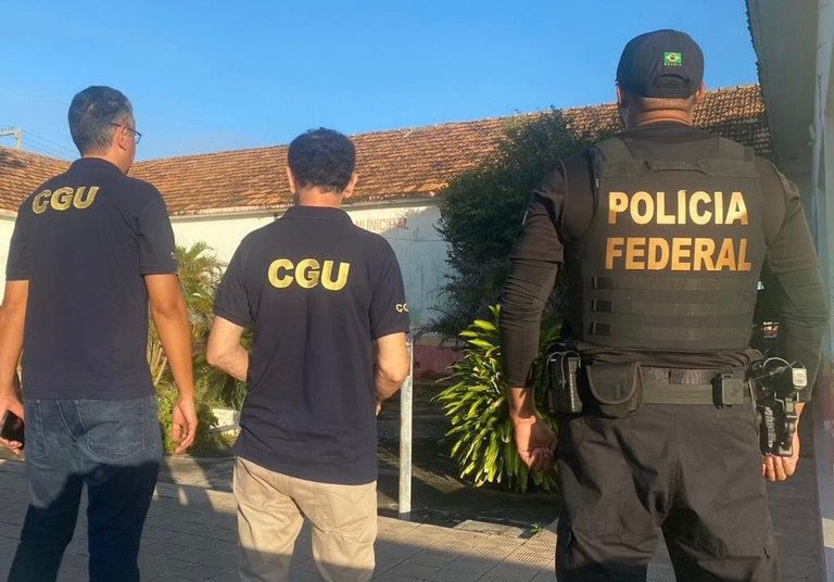 PF e CGU investigam desvio de R$ 100 milhões em repasses do FUNDEB e prende secretaria de educação