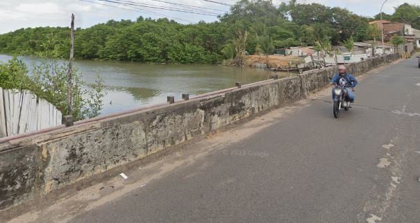 Abandono de Braide à periferia interdita ponte e provoca morte