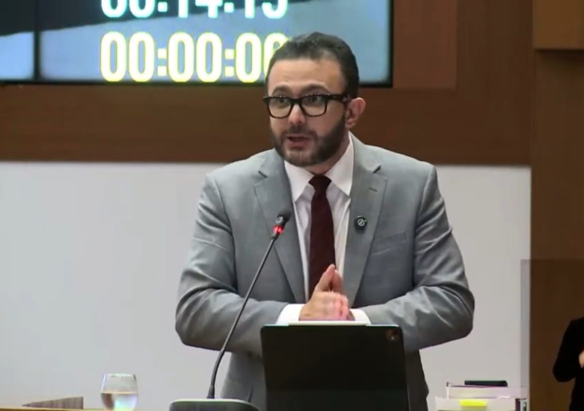 Vídeo: Deputado Yglésio ameaça expor suposta articulação do Judiciário para favorecer pai em caso de disputa de guarda