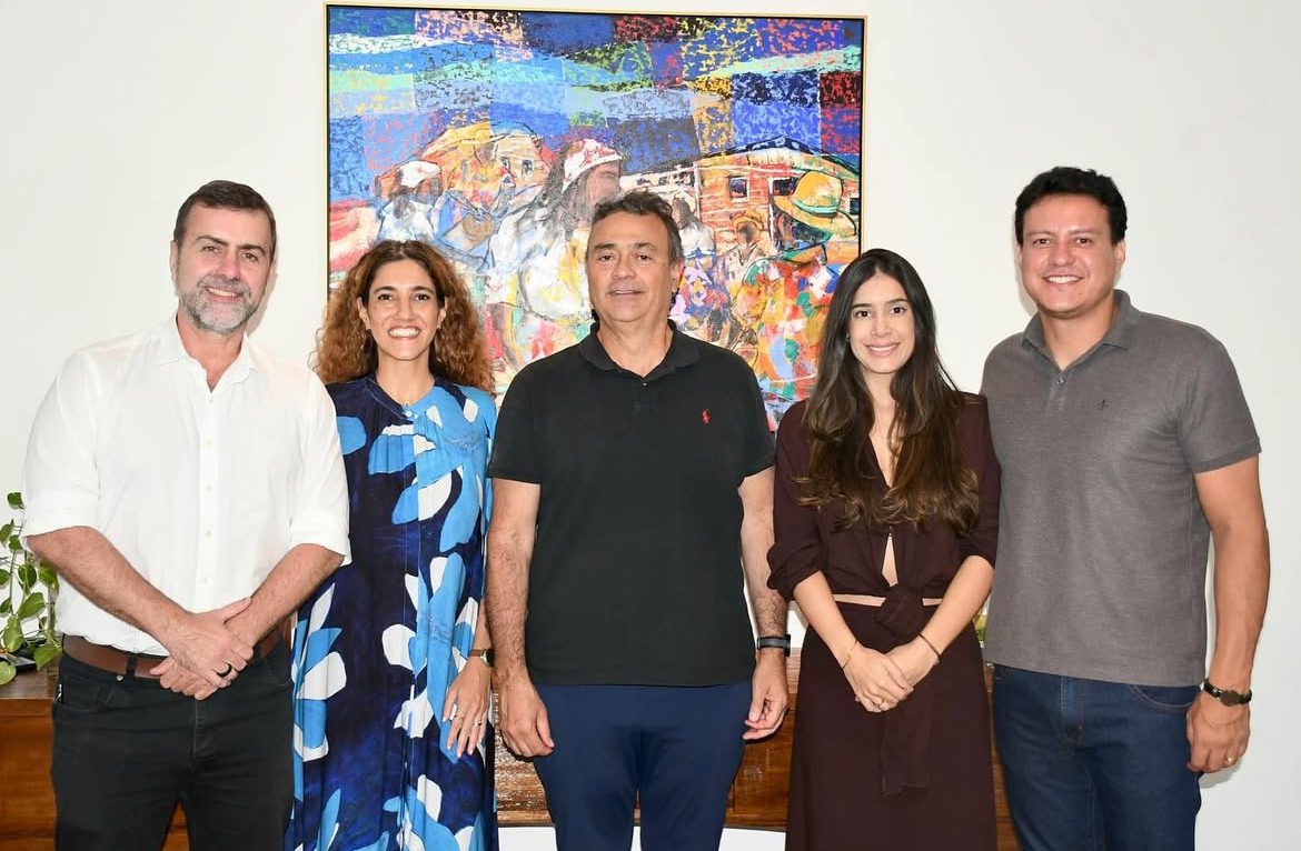 Marcelo Freixo e desembargador Ney Bello fazem visita de cortesia a Felipe Camarão