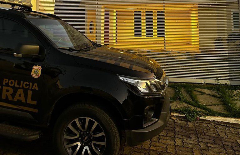 PF investiga desvio de R$ 3,4 milhões na compra de livros escolares em Barra do Corda