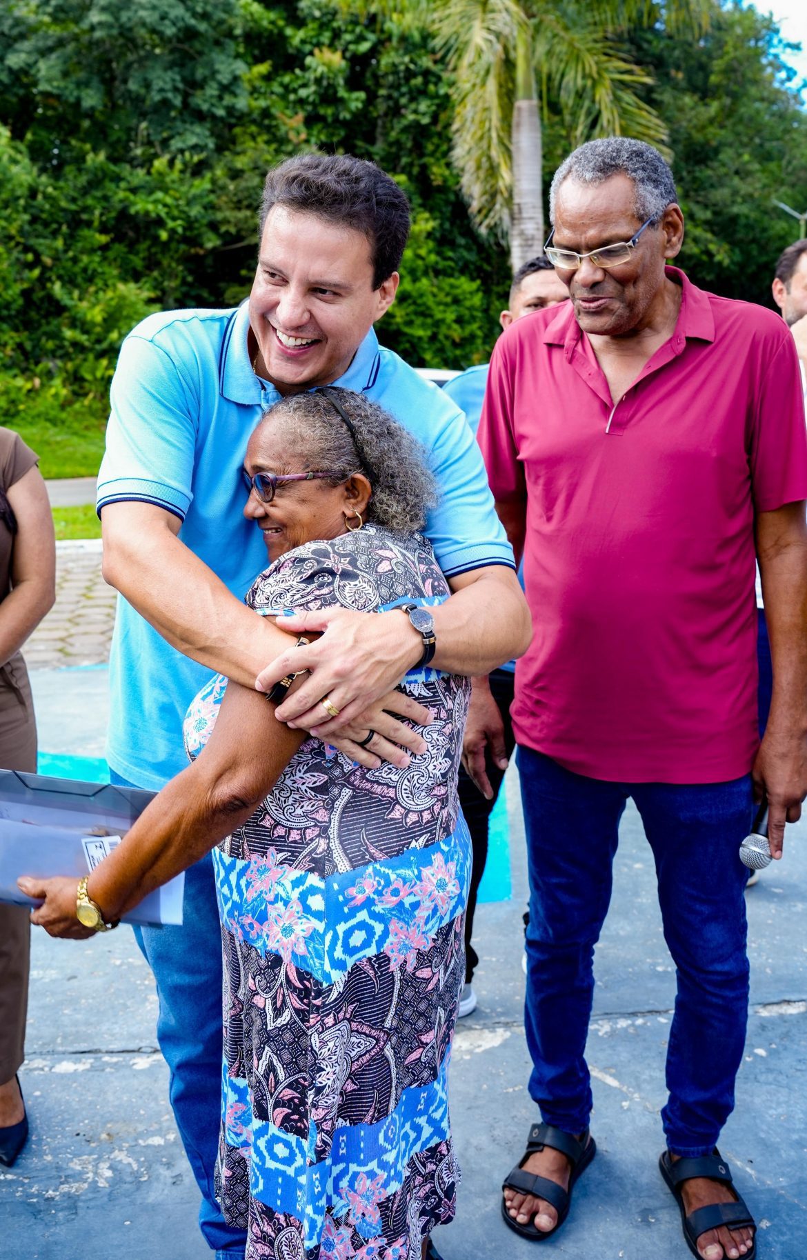 Felipe Camarão participa da assinatura de contratos para construção de 45 moradias do MCMV, no Quilombo Burgos, em Axixá