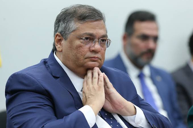 STF dá 10 dias para governo e Congresso explicarem suspeitas de “emendas paralelas”