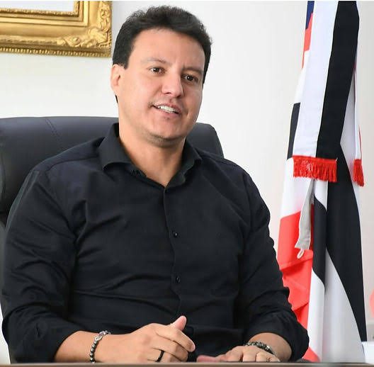 Justiça do Maranhão manda retirar fake news contra Felipe Camarão