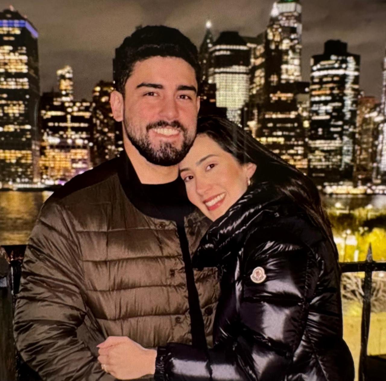 F40CBCF8-567B-4E84-8237-D4B75C0AEB28