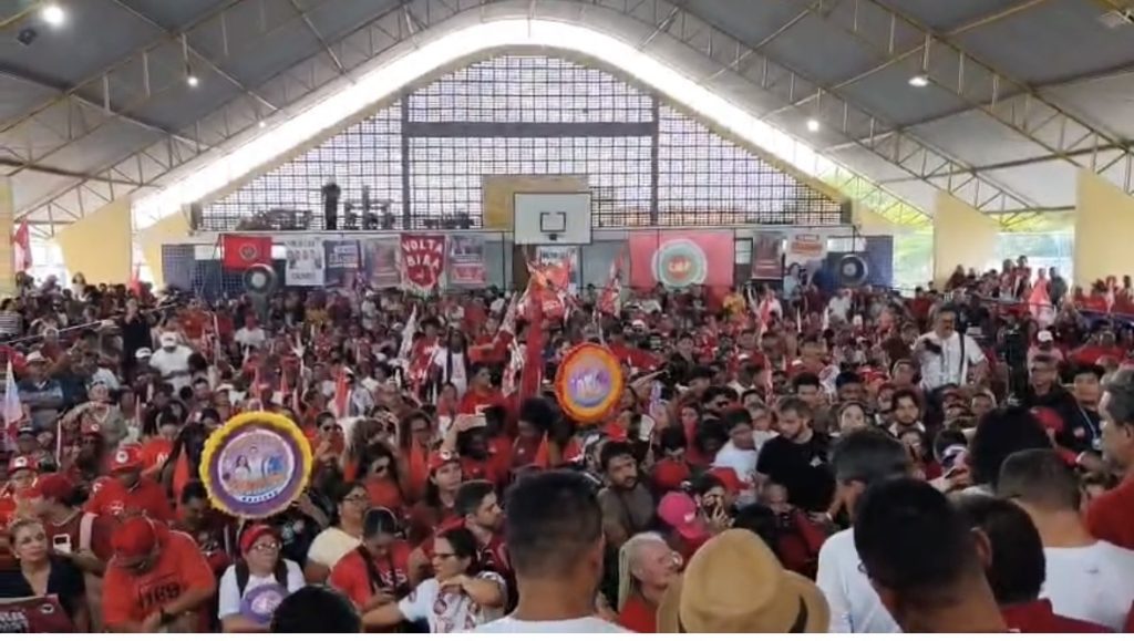 Vídeo: Convenção homologa candidatura de Felipe Camarão ao Governo do Maranhão e entra para a história