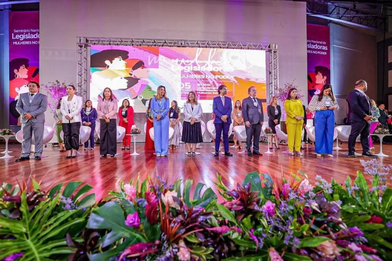 bca853427562b6fd00bdaa1bcf8565e6