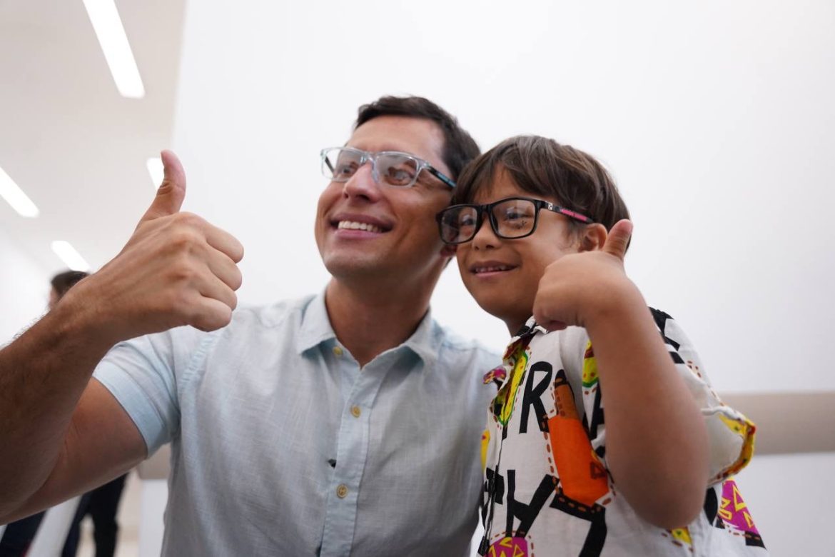 A ação de Duarte Jr. para pessoas com deficiência e pais atípicos resulta em mais de 2.500 atendimentos oftalmológicos