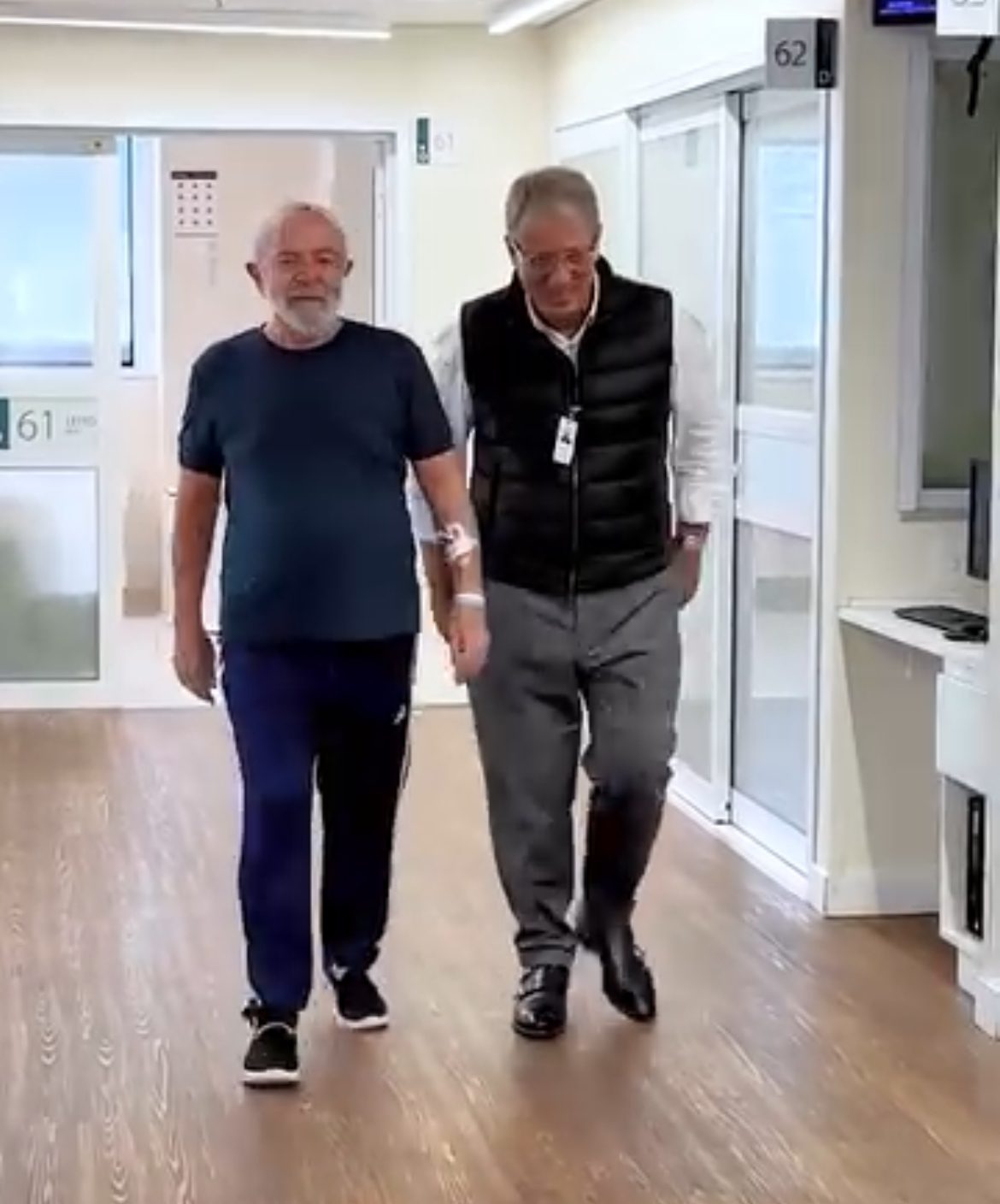 Lula posta vídeo caminhando no hospital após cirurgia e tranquiliza apoiadores